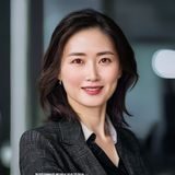 好色tv客户成功负责人陈静的专业照片，成熟女性，亲切专业，客服管理者形象